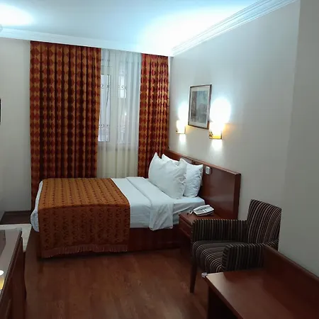 Grand Halic Goldenhorn