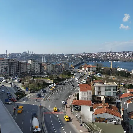 Grand Halic Goldenhorn