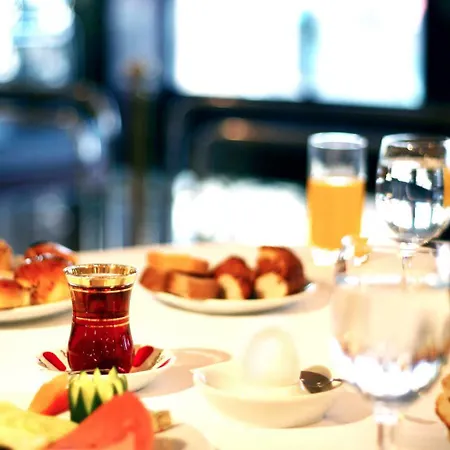 Grand Halic Goldenhorn Szálloda