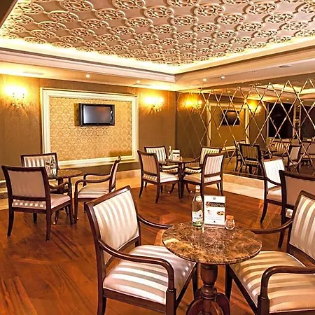 Grand Halic Goldenhorn