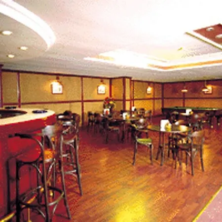 Grand Halic Goldenhorn