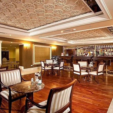 Отель Grand Halic Goldenhorn 4*