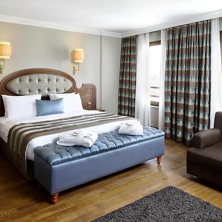 Grand Halic Goldenhorn