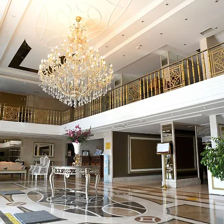 Grand Halic Goldenhorn Hotel 4*