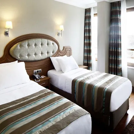 Grand Halic Goldenhorn Hotel 4*