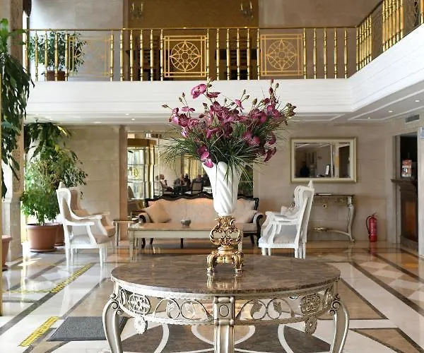 Grand Halic Goldenhorn