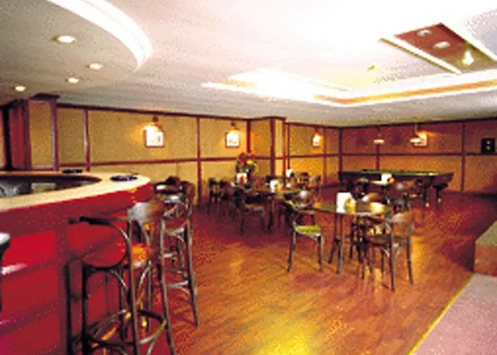 Grand Halic Goldenhorn