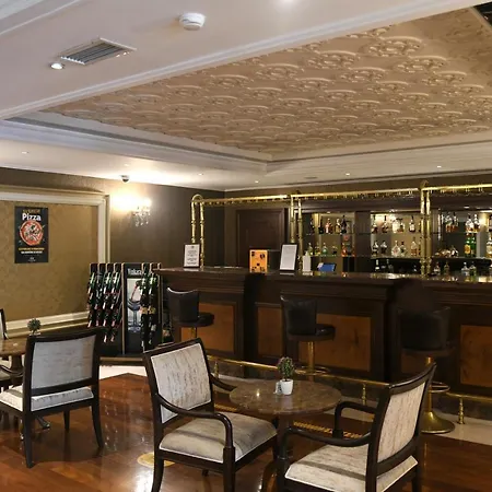 哈利克金角大酒店 酒店